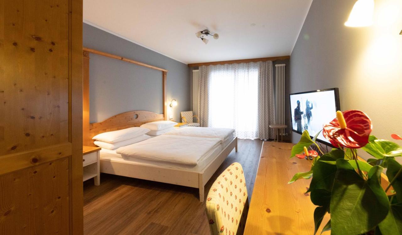 Hotel Hellweger Campo Tures Exterior foto